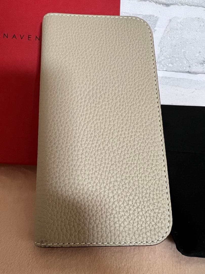ボナベンチュラ　BONAVENTURA iPhone 15pro ピンク