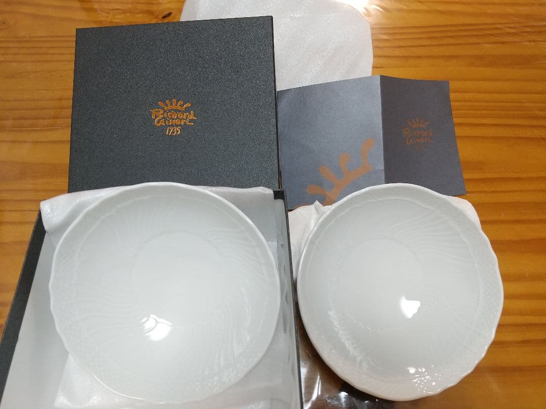未使用　元箱付き　リチャードジノリ　ベッキオホワイト　ボウル２個セット