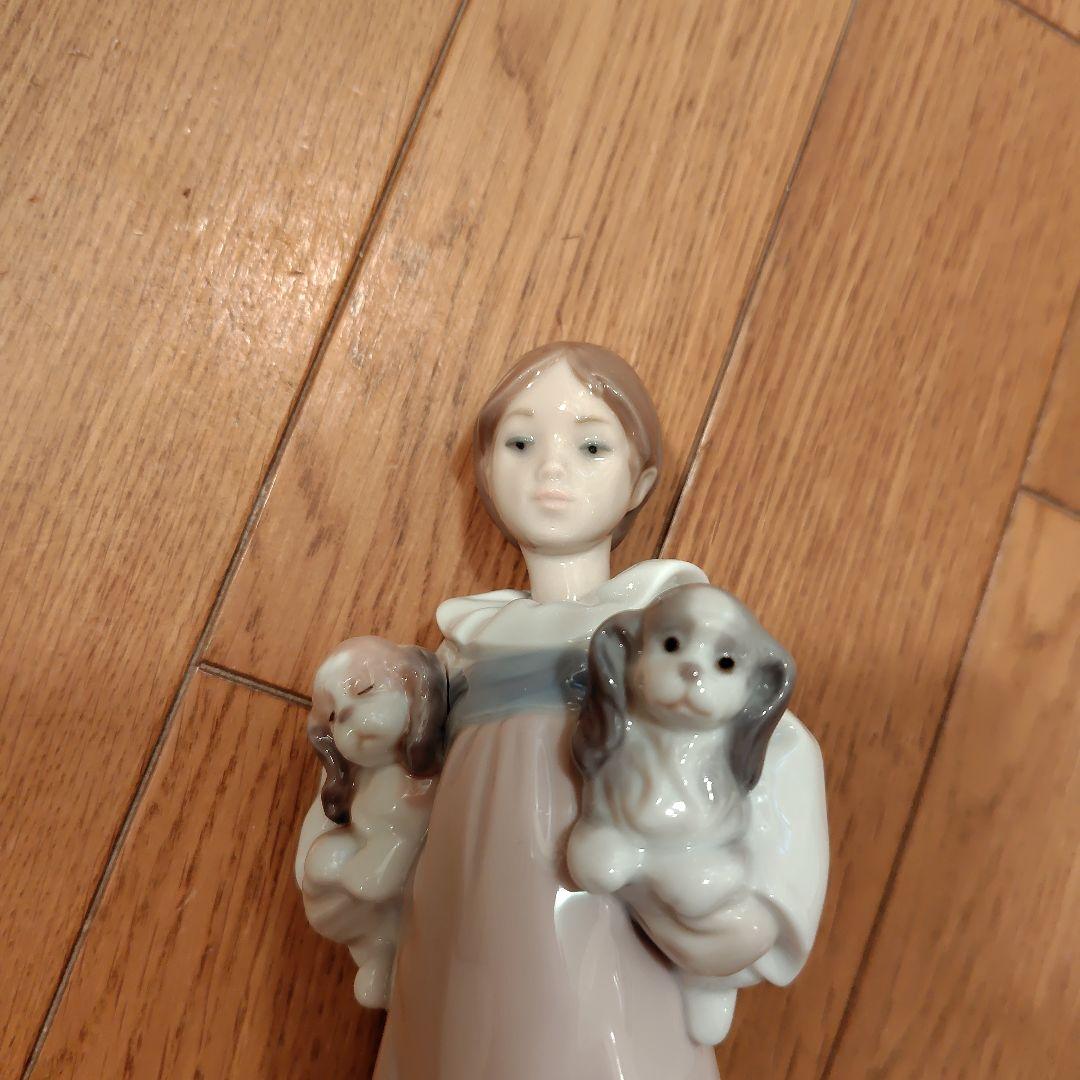 LLADRO リヤドロ　置き物　少女と犬私のパピィーたち　約20cm