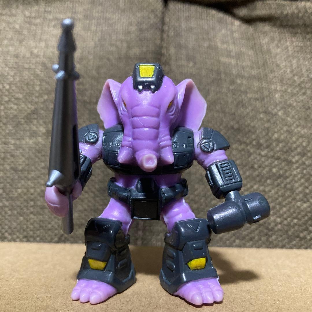 【激レア】ビーストフォーマー サイバトロンビースト 輸送戦士 エレファン