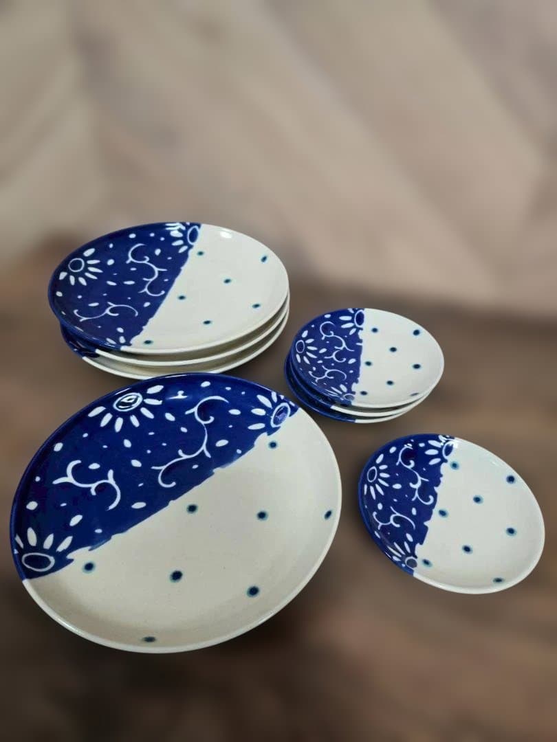 高江洲陶磁器　唐草/青　7寸皿、4寸皿　唐草/青（各4枚）