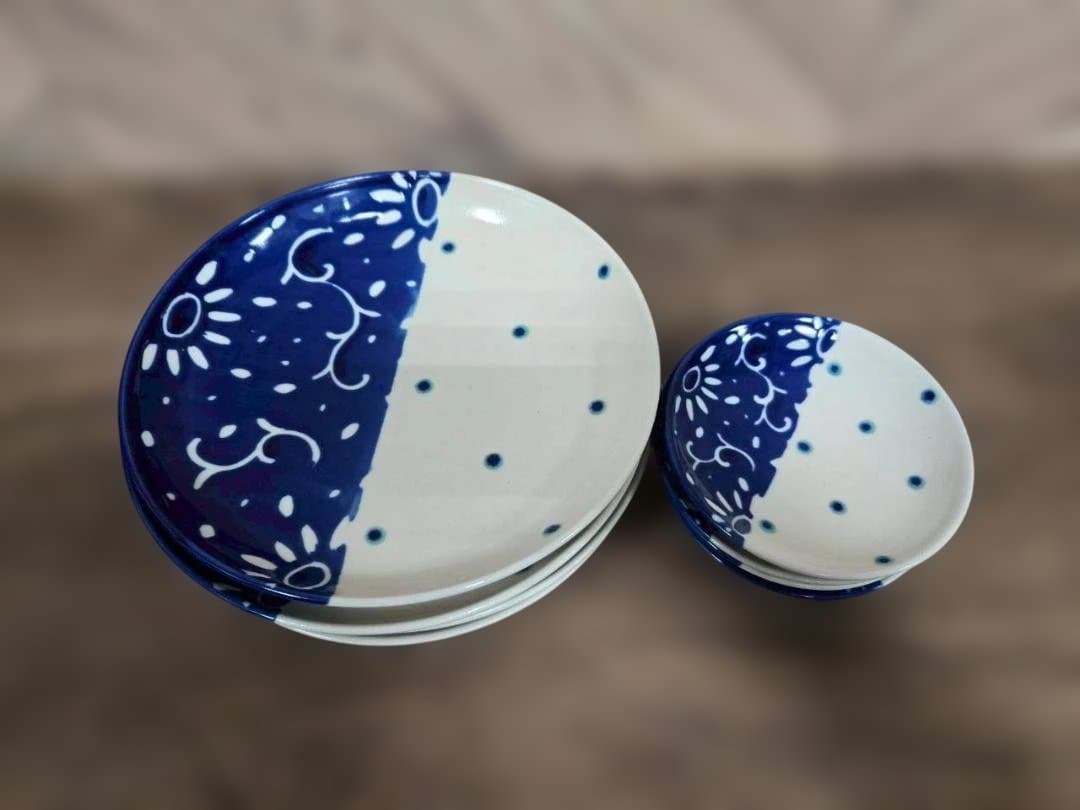 高江洲陶磁器　唐草/青　7寸皿、4寸皿　唐草/青（各4枚）