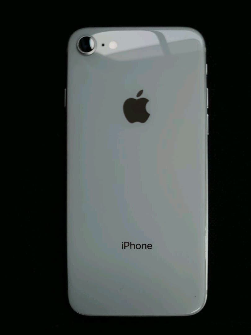 スマートフォン本体 iphone8