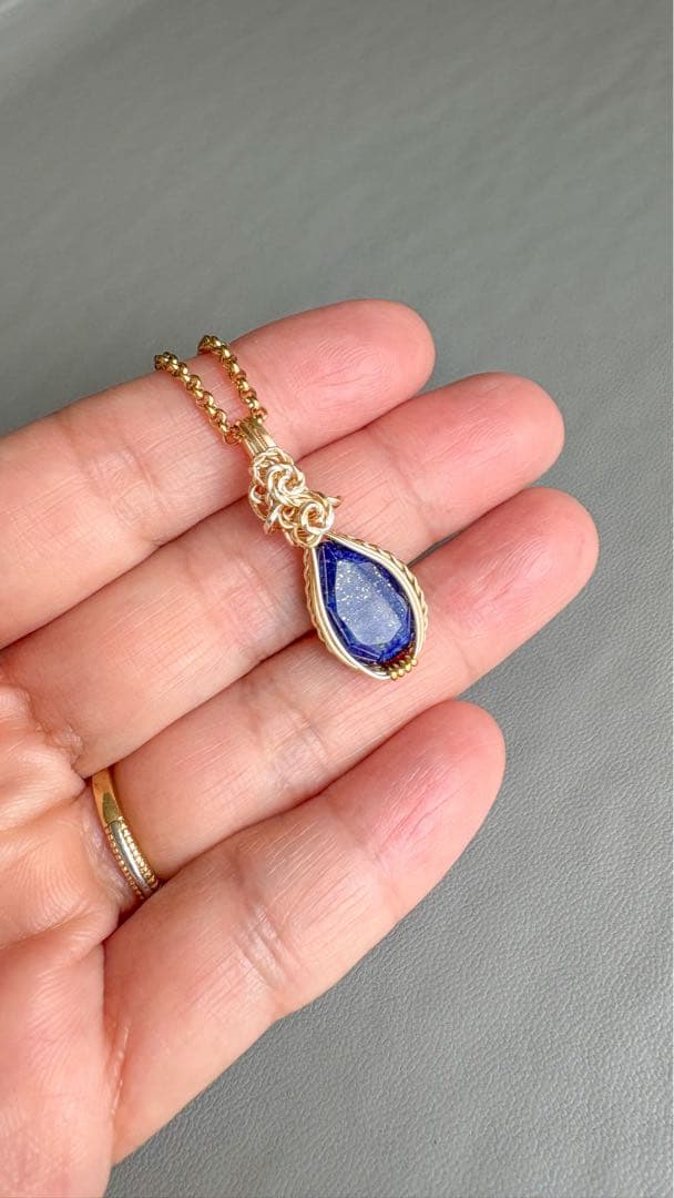 ロシアンブルー様 ラピスラズリ、レッドアゲート ペンダントトップ、チェーン