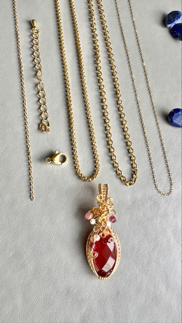 ロシアンブルー様 ラピスラズリ、レッドアゲート ペンダントトップ、チェーン