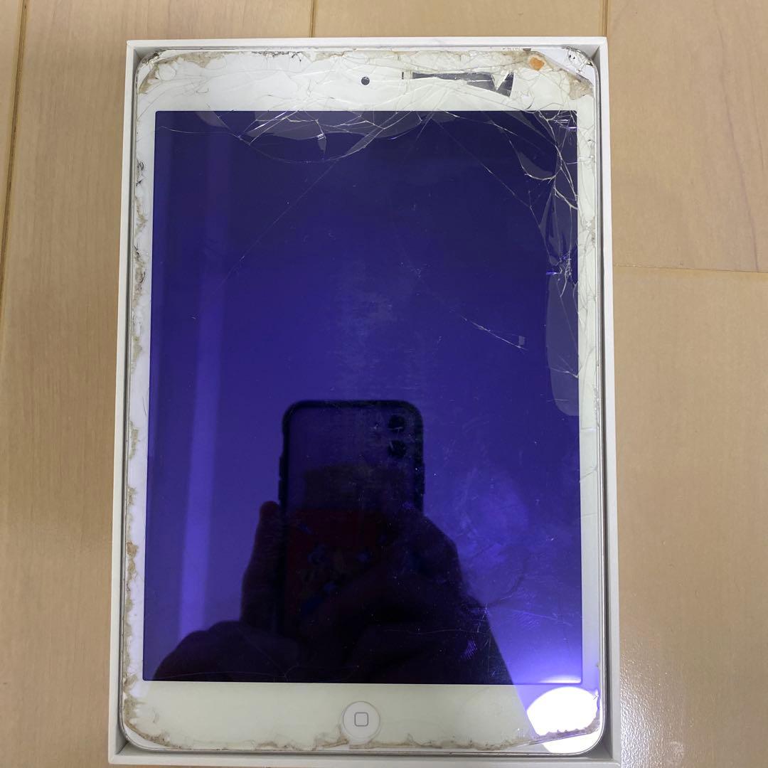 iPad mini 本体 画面ひび割れあり