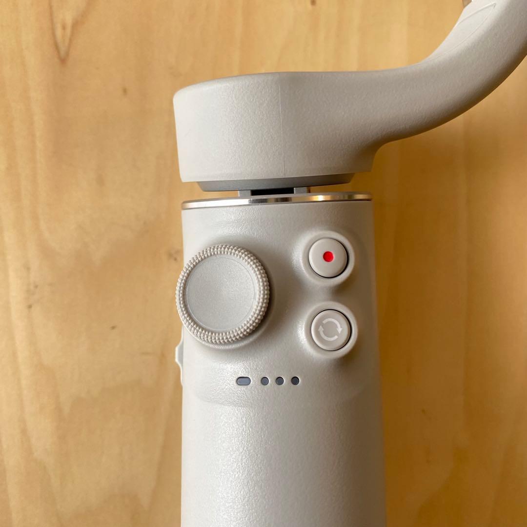 【美品】dji om5 スマホ用ジンバル