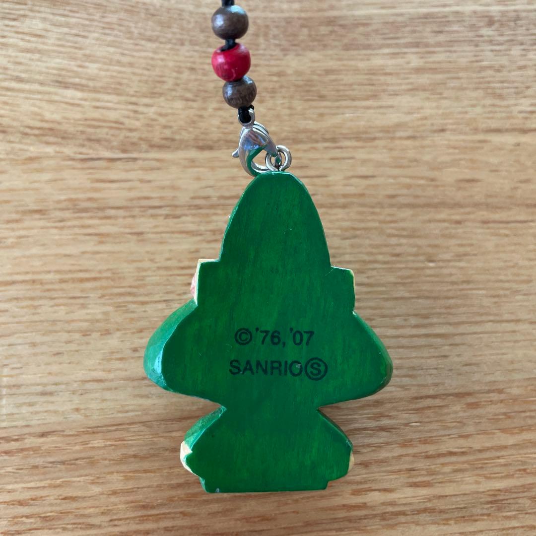 【新品未使用】ハローキティ 木彫り 森の仲間たち ストラップ 2個セット