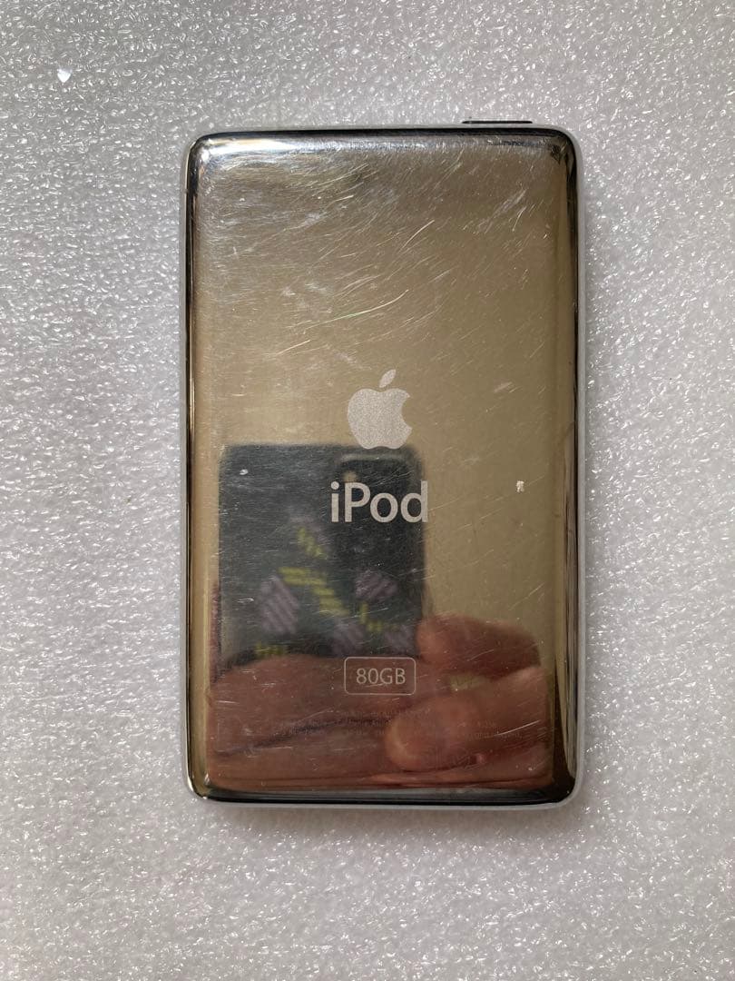 iPod classic 80GB 真っ黒モデル　動作確認済み　オプション有り