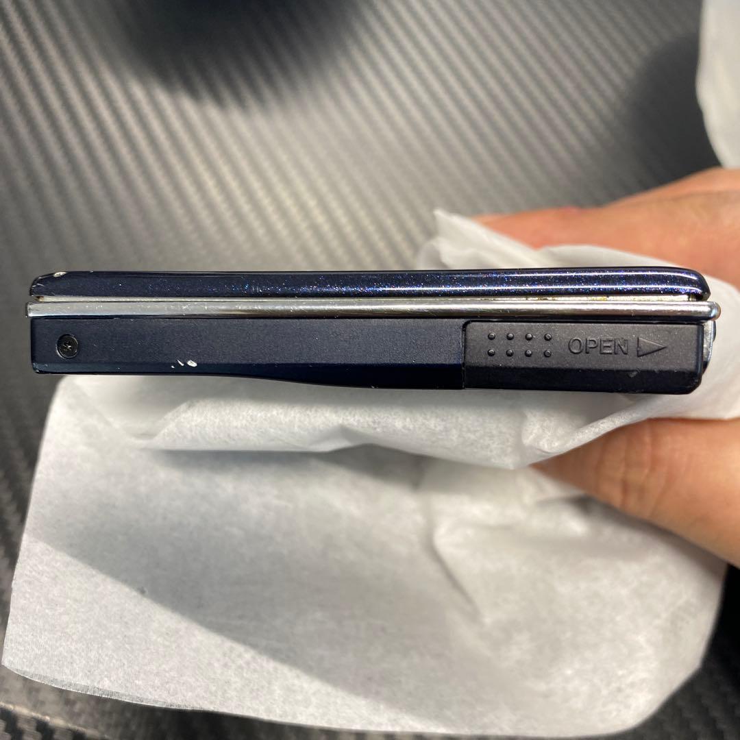 SHARP ポータブルMDプレーヤー　MD-DS70-B 1BIT ジャンク品