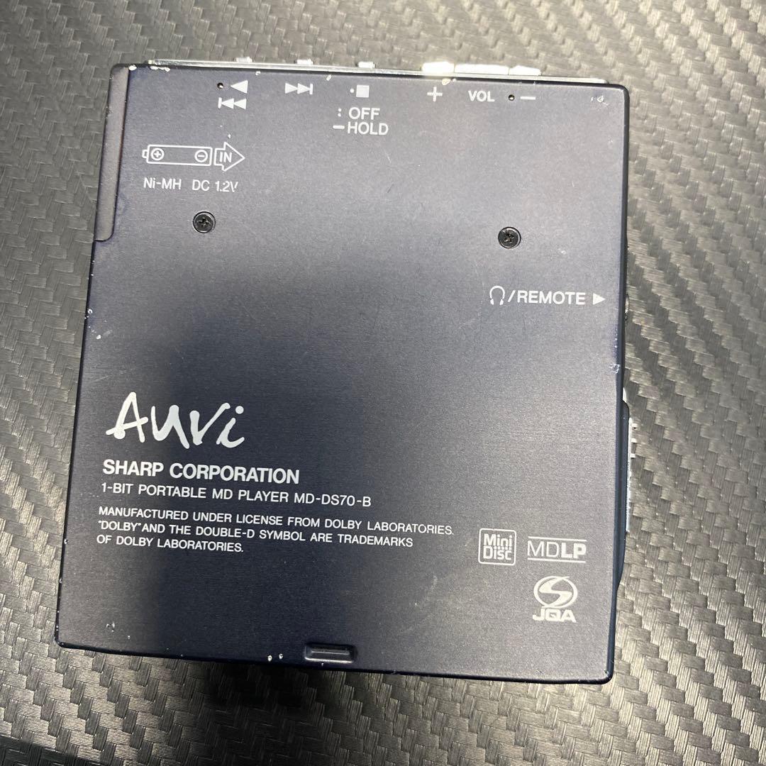 SHARP ポータブルMDプレーヤー　MD-DS70-B 1BIT ジャンク品