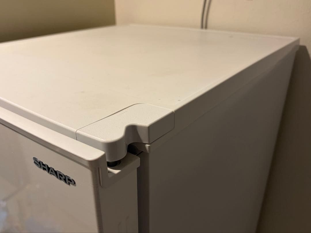 ★期間限定販売★SHARP シャープ　冷蔵庫 152L 右開き　ホワイト