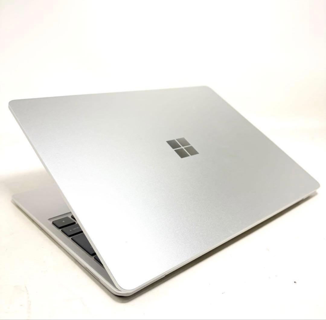 【メルカル】Surface Laptop Go 2