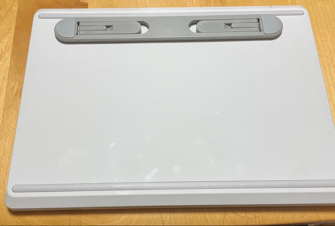 【メルカル】Surface Laptop Go 2