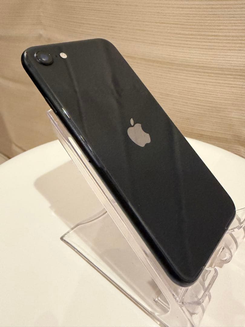 iPhone se2 ブラック 128GB 美品