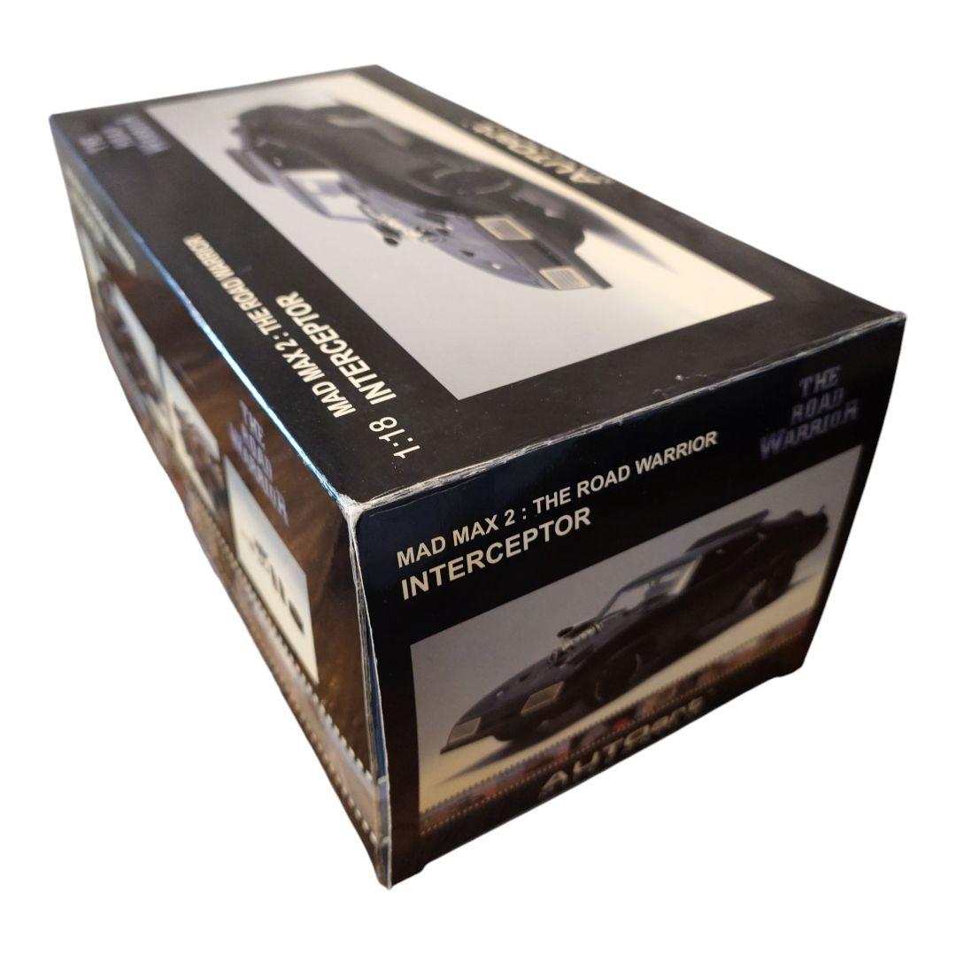 ミニカー AUTOart MAD MAX 2 INTERCEPTOR 1:18