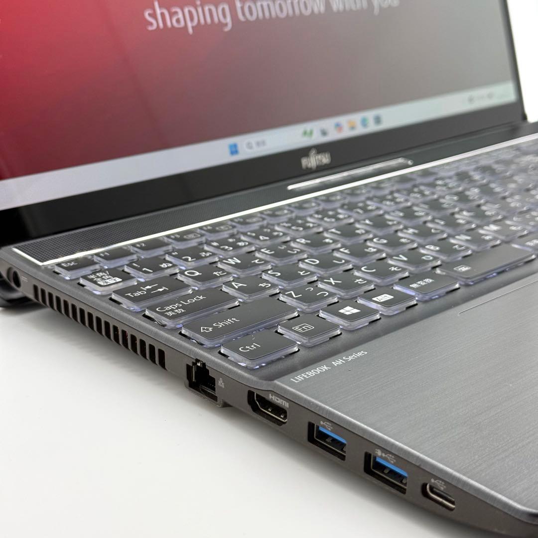 富士通ノートパソコン 9世代Core i7 32GB SSD1TB 高精細液晶