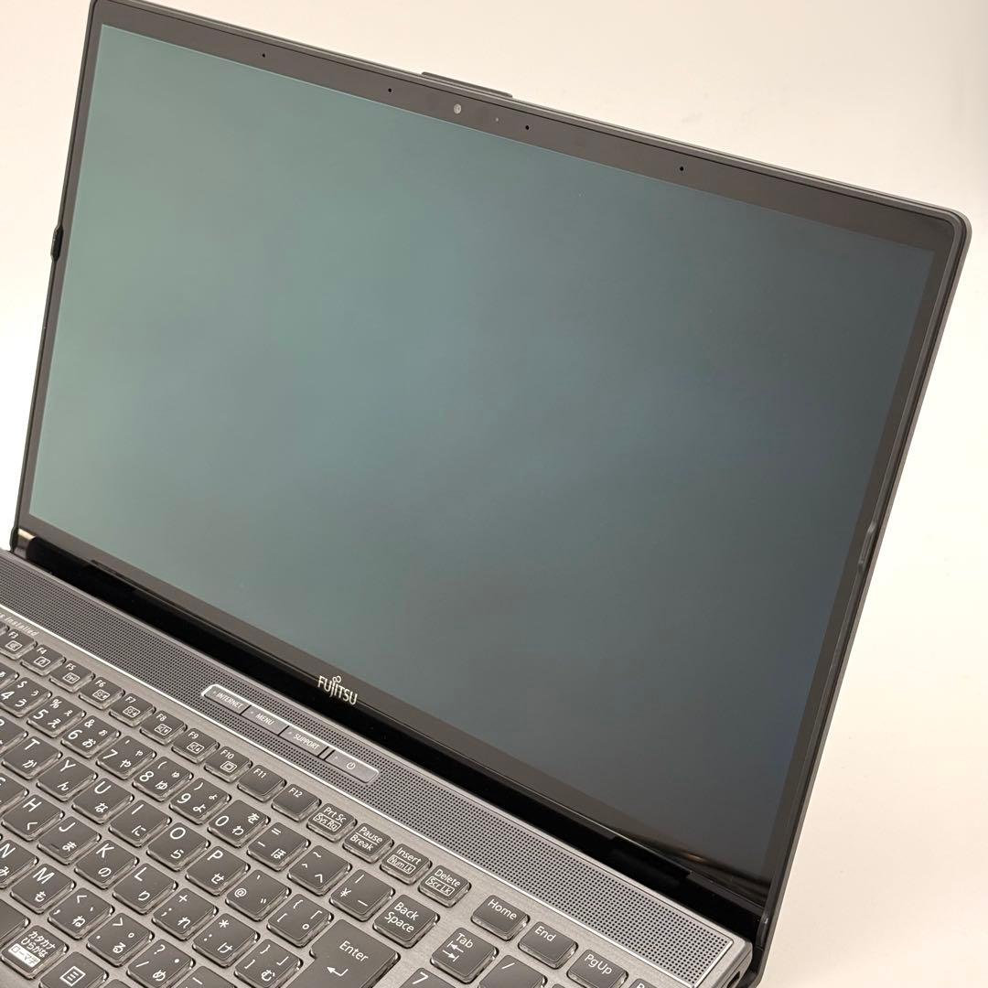 富士通ノートパソコン 9世代Core i7 32GB SSD1TB 高精細液晶