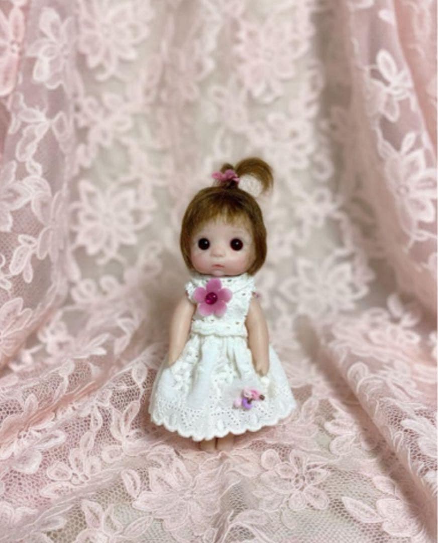 ❁⃘*.゜ハンドメイドの女の子 身長約10cm ✿