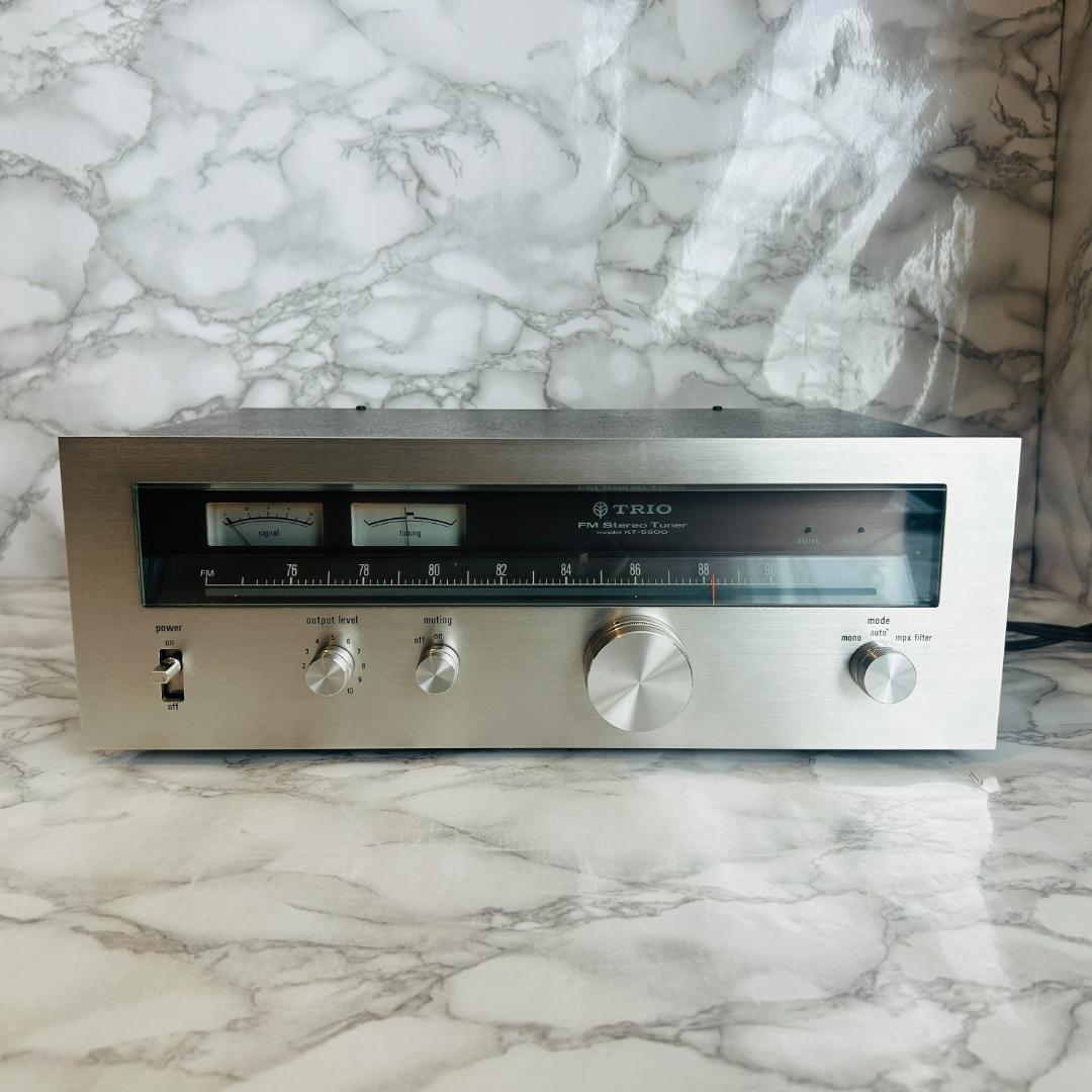 TRIO FMラジオチューナー KT-5500