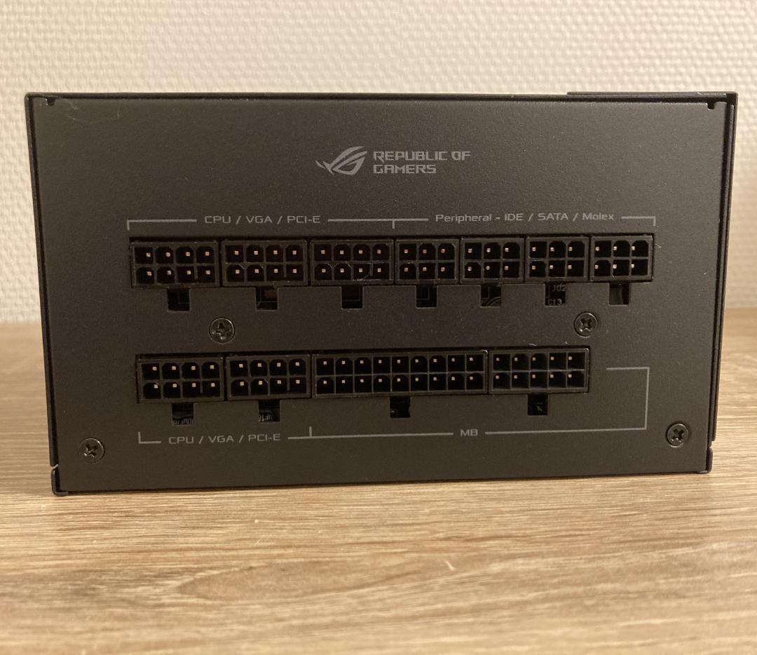 【使用5ヶ月】ASUS ROG Strix 1000W 80Plus Gold