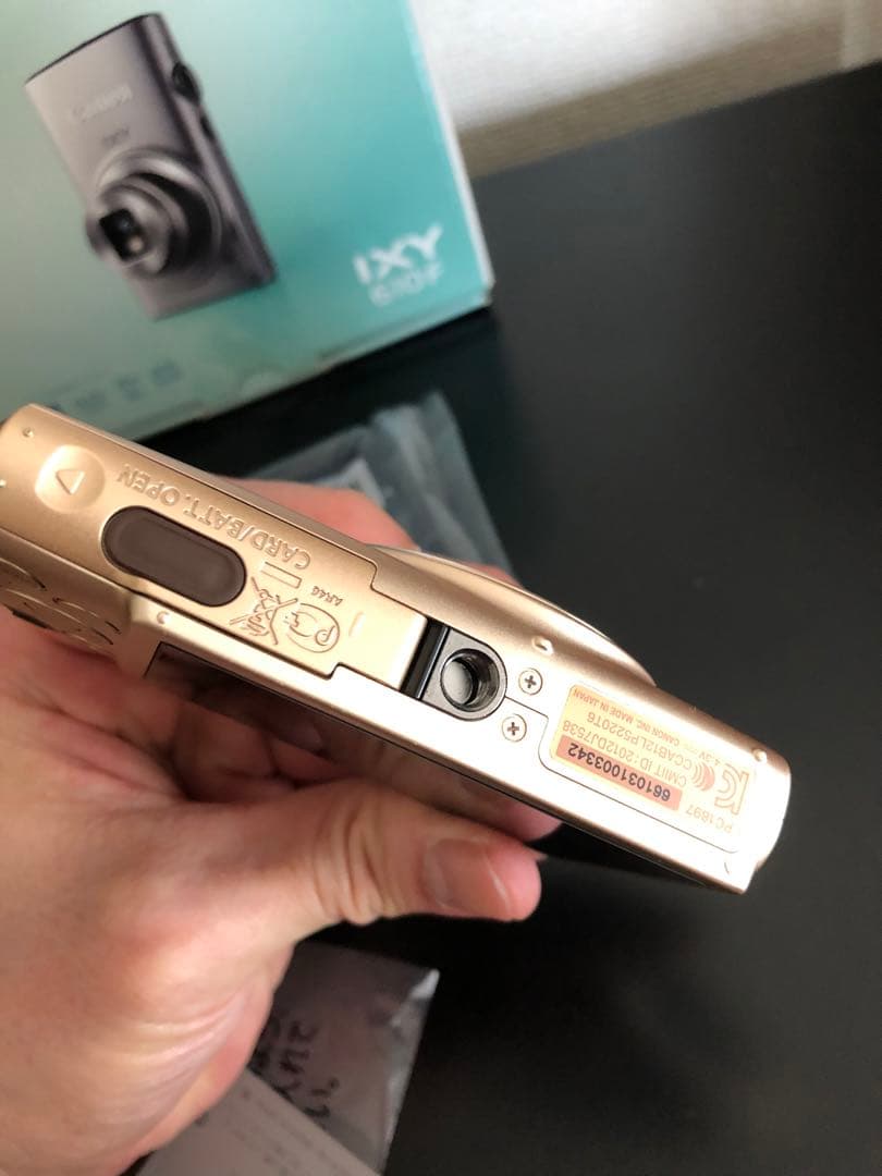 極美品【動作確認済 付属品完備】Canon IXY 610F(GL) デジカメ