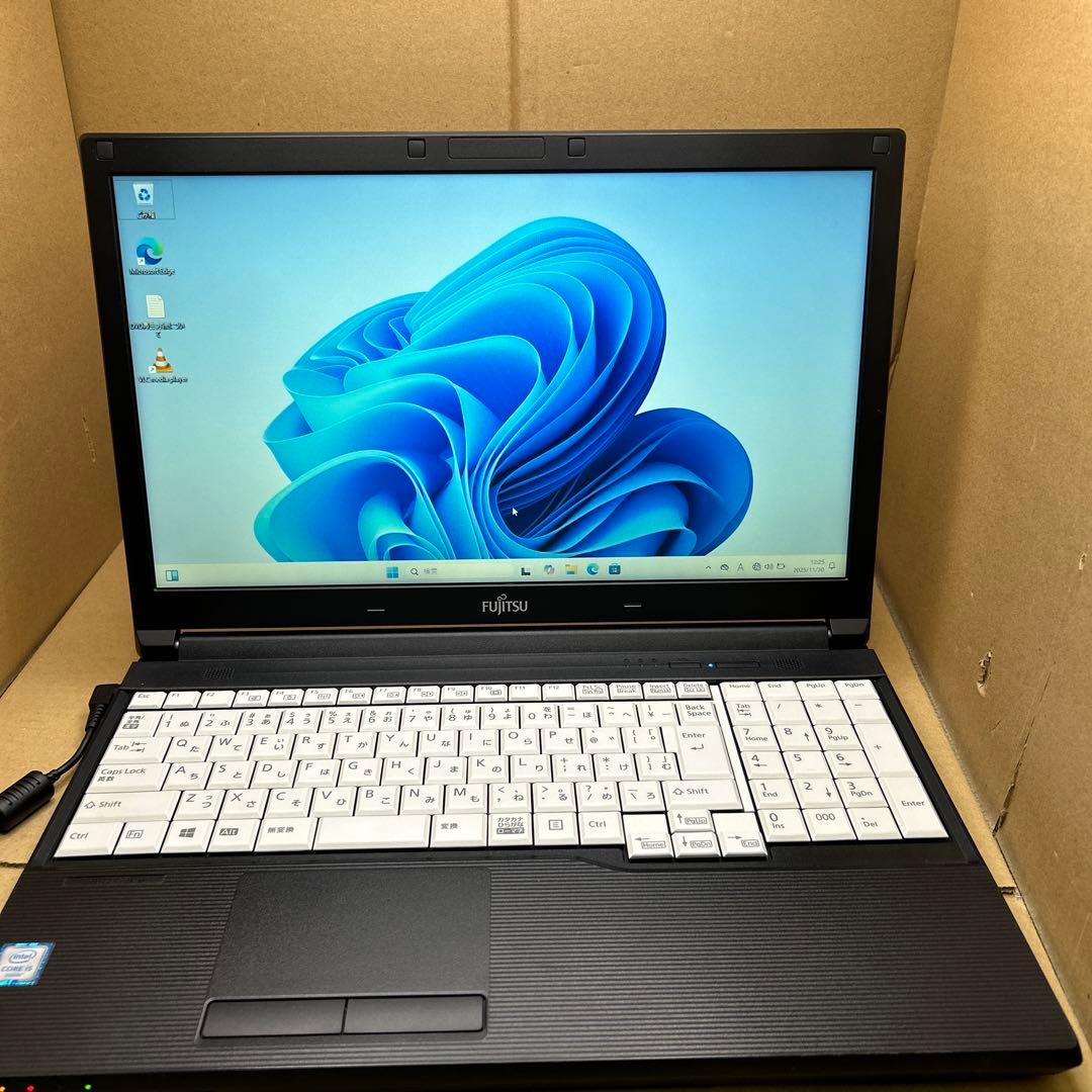 ノートパソコン LIFEBOOK A576/TX