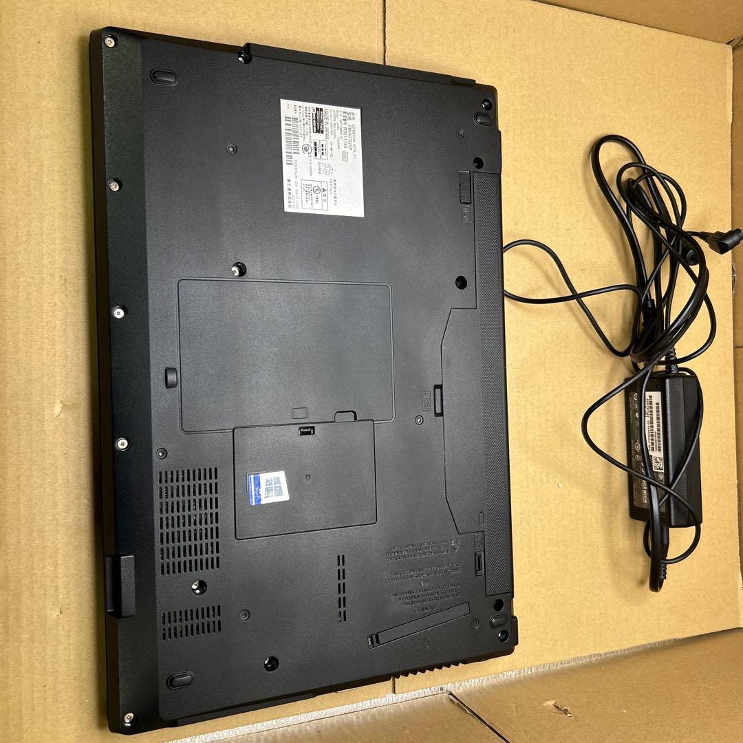 ノートパソコン LIFEBOOK A576/TX
