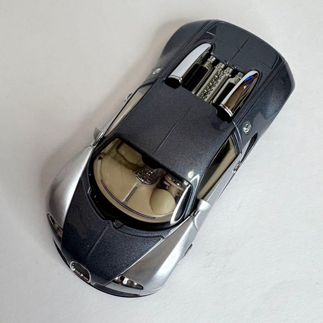 オートアート ブガッティ EB 16.4 ヴェイロン 1/43 シリアルNo付き