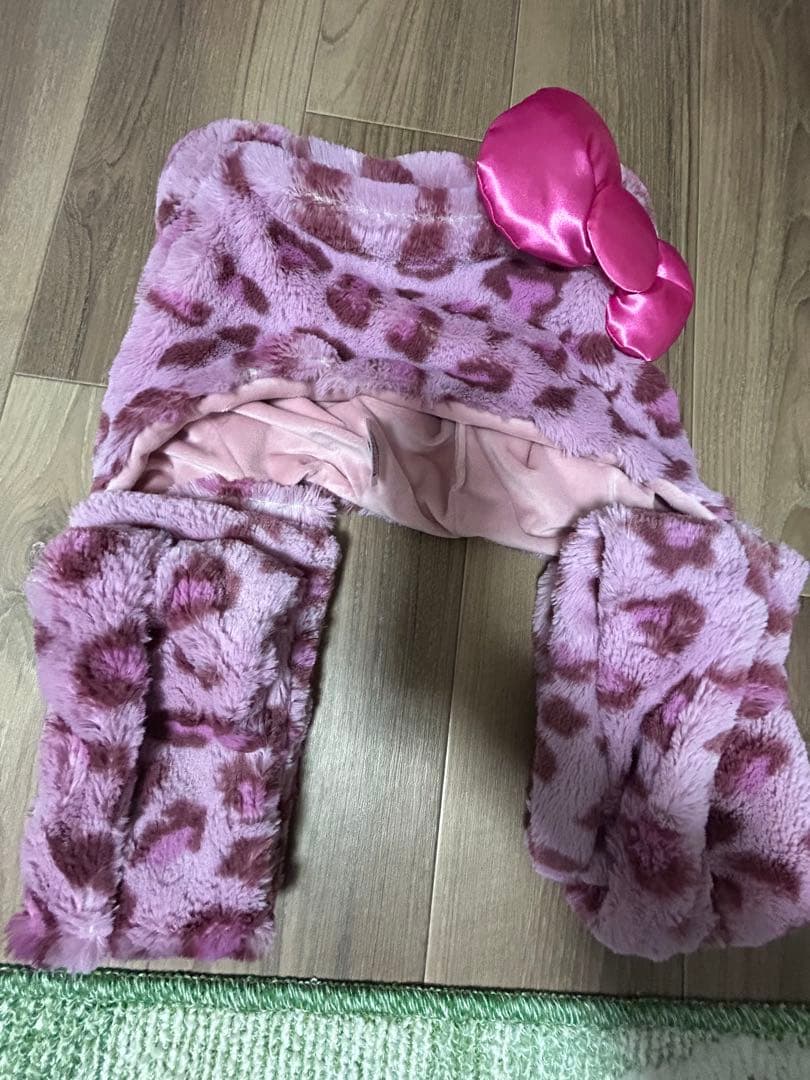 ピンクヒョウ柄ファーと猫バッグセット