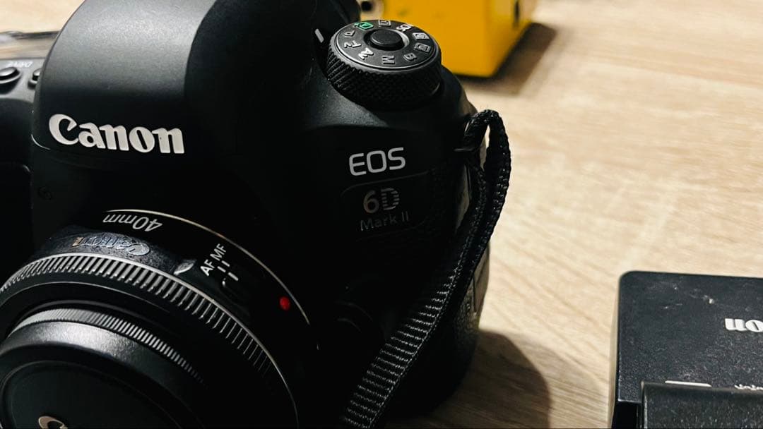最終値下げ！Canon 6D mark2 美品　ef40mm f2.8単焦点