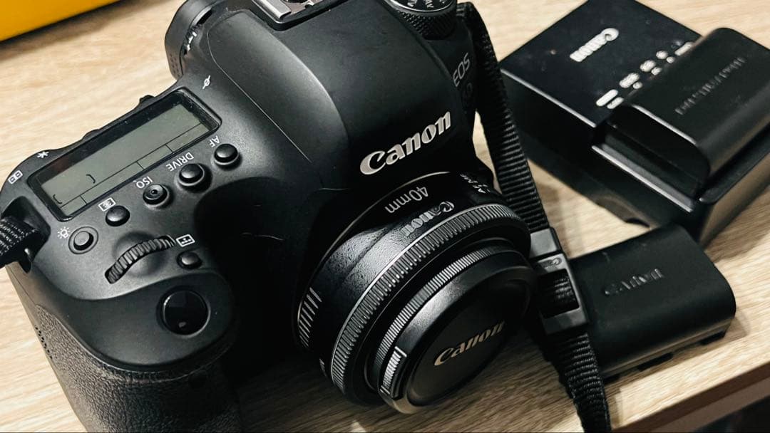 最終値下げ！Canon 6D mark2 美品　ef40mm f2.8単焦点