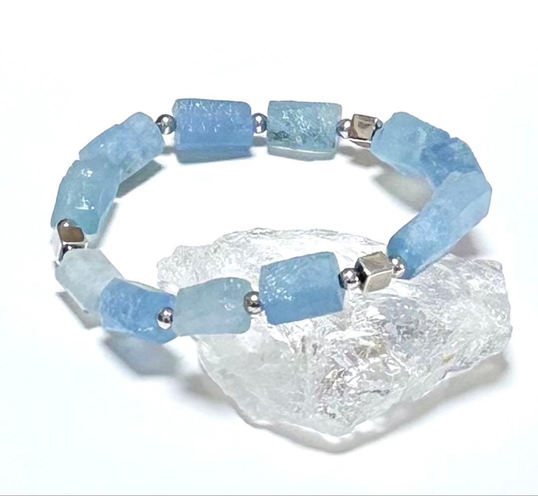 ⭐️天然石アクアマリン ラフロックチューブ & SV925キューブ ブレスレット