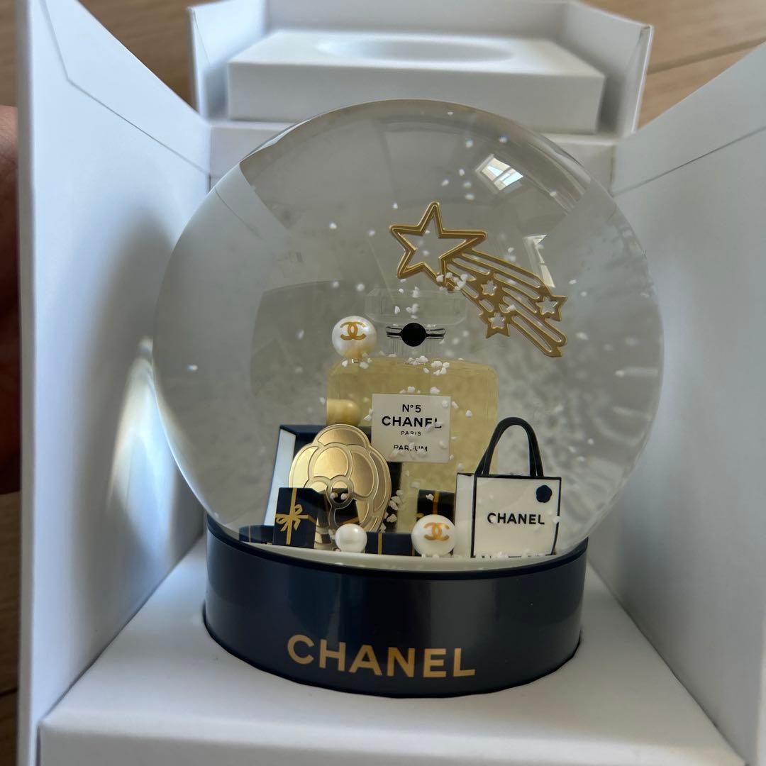 CHANEL スノードーム 2025年　新品