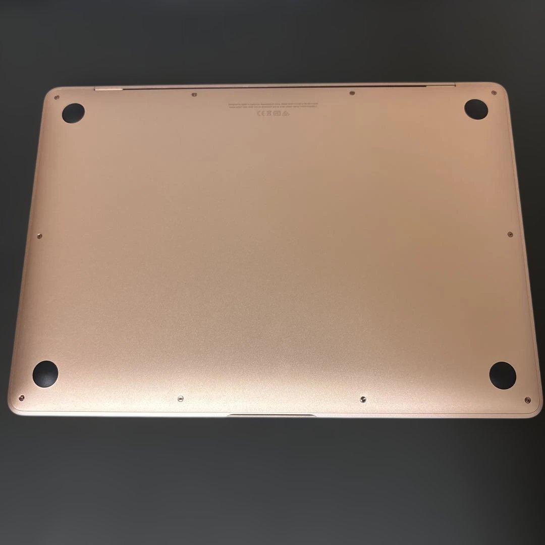 Apple MacBook Air (M1, 2020年モデル)