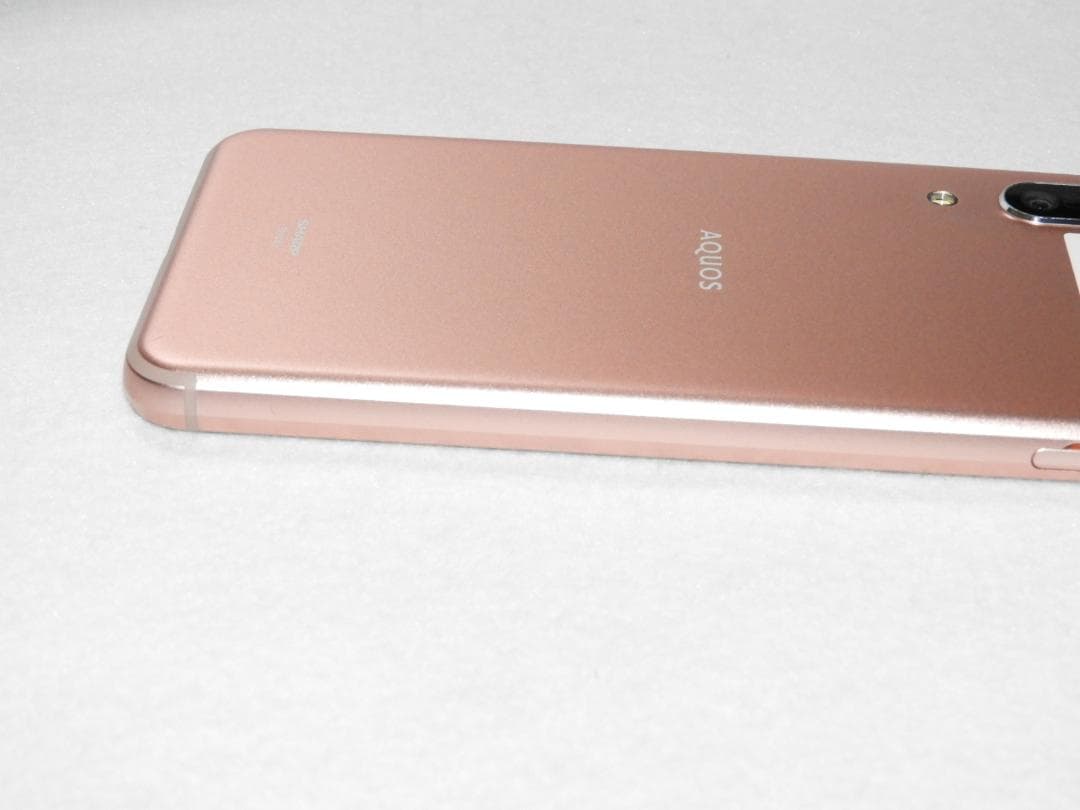 良品 SHARP AQUOS sense3 SHV45 au SIMフリー