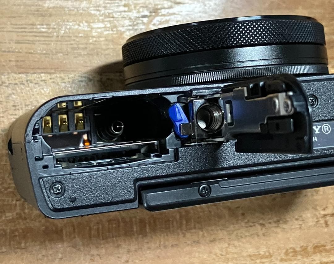 SONY サイバーショット DSC-RX100M4 【動作良好・良品】