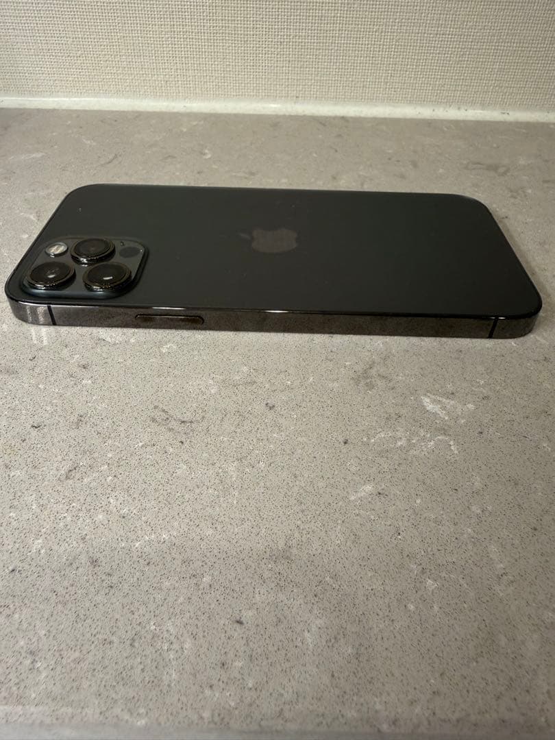 【Luffy】iPhone12Pro 128GB グラファイト