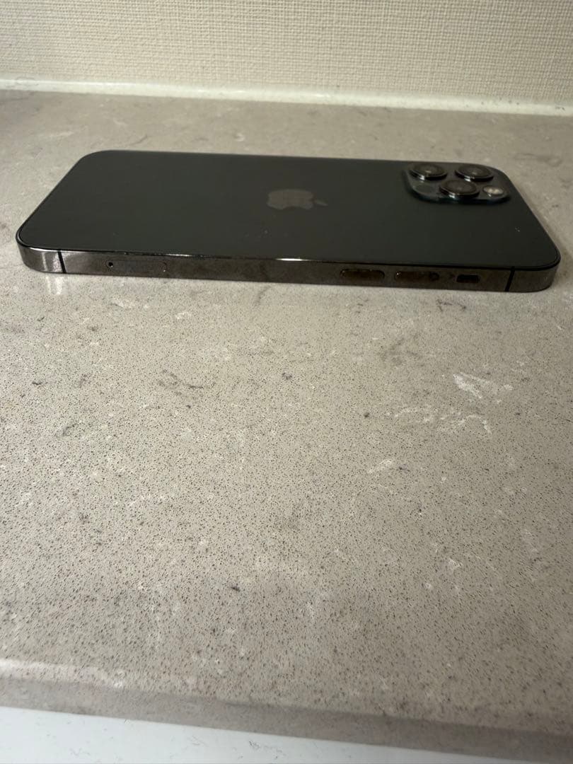 【Luffy】iPhone12Pro 128GB グラファイト