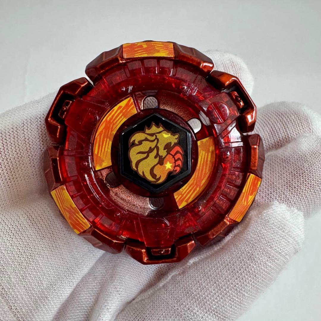 【WBBA限定】メタルファイトベイブレード ファングレオーネ W105R²F