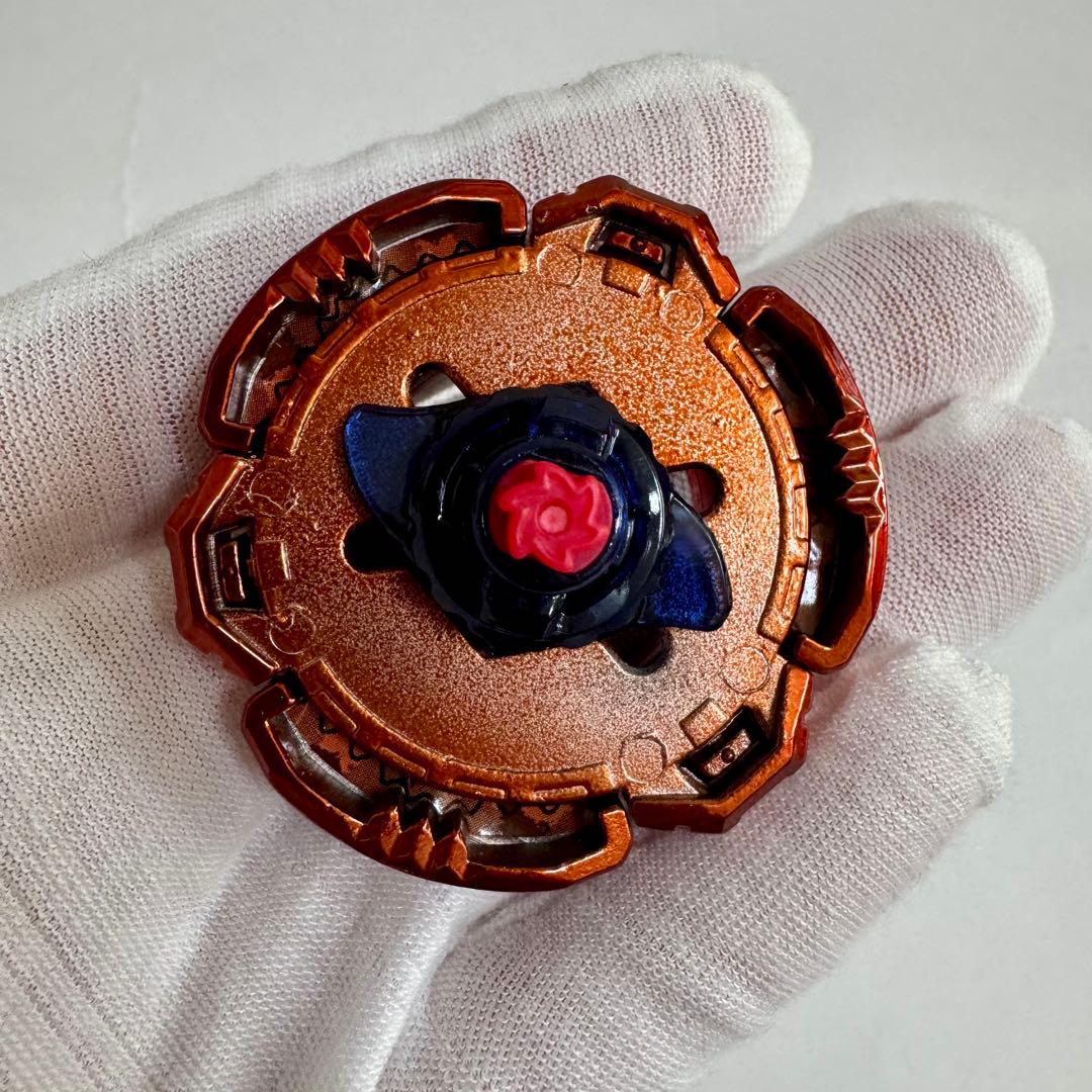 【WBBA限定】メタルファイトベイブレード ファングレオーネ W105R²F