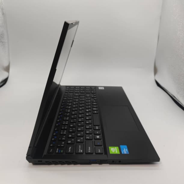 SSD512GB 第10世代i7 32GB バッテリ◎ フルHD 15 オフィス