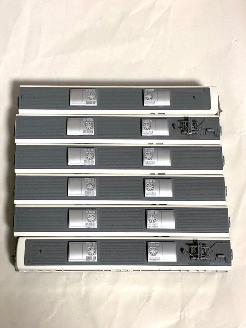 221系6両　kato ライト点灯動力動作確認済