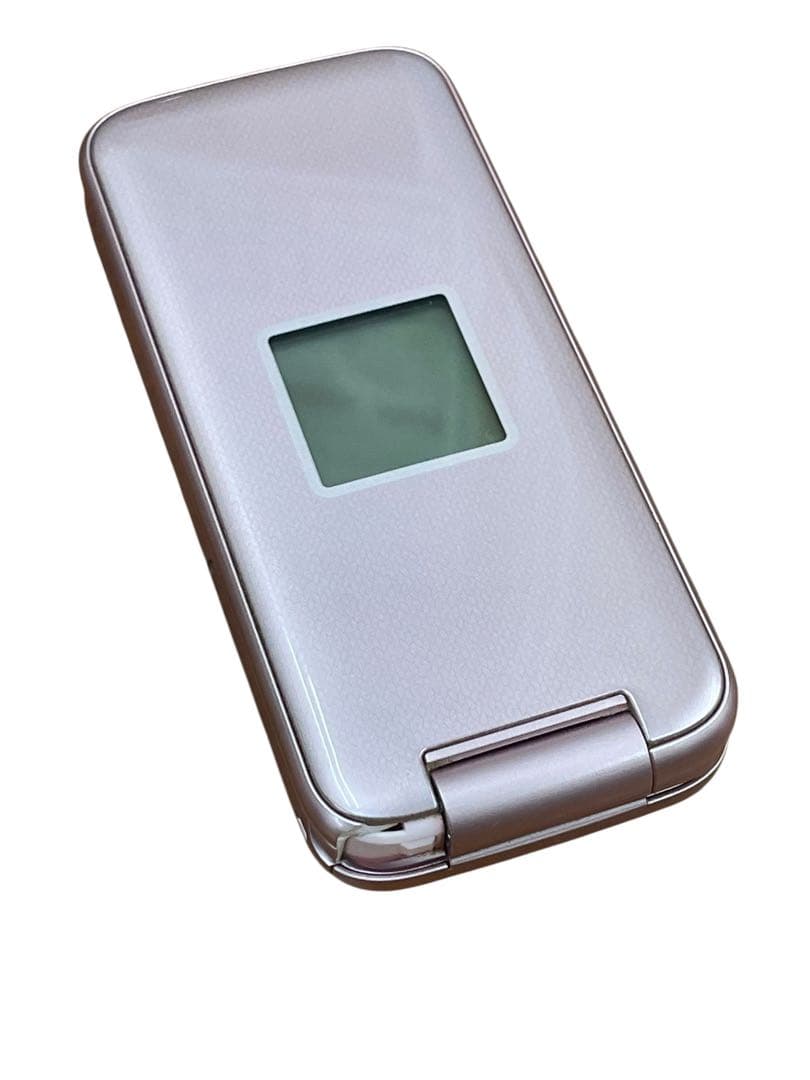 ⭕️らくらくホン docomo F-01M ピンク 携帯電話本体