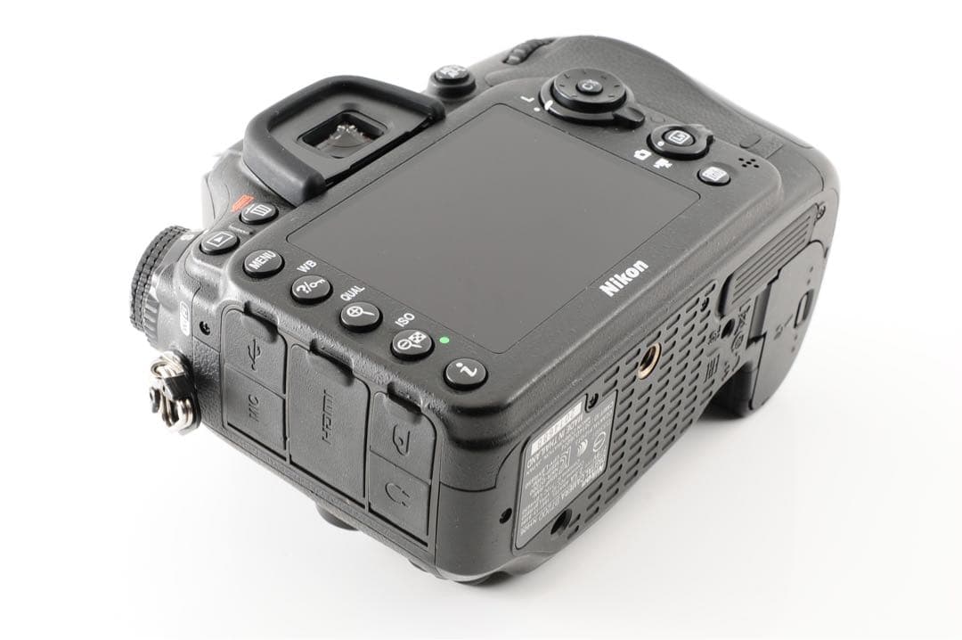 ◆シャッター数:50回!!・美品◆ Nikon ニコン D7200 デジタル一眼