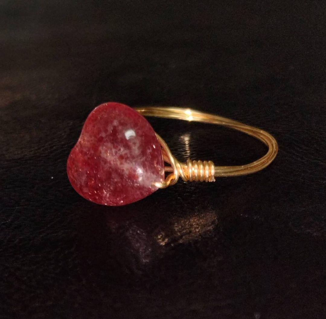 Kgf14 希少石 天然石 アフリカ産 ストロベリークォーツ リング