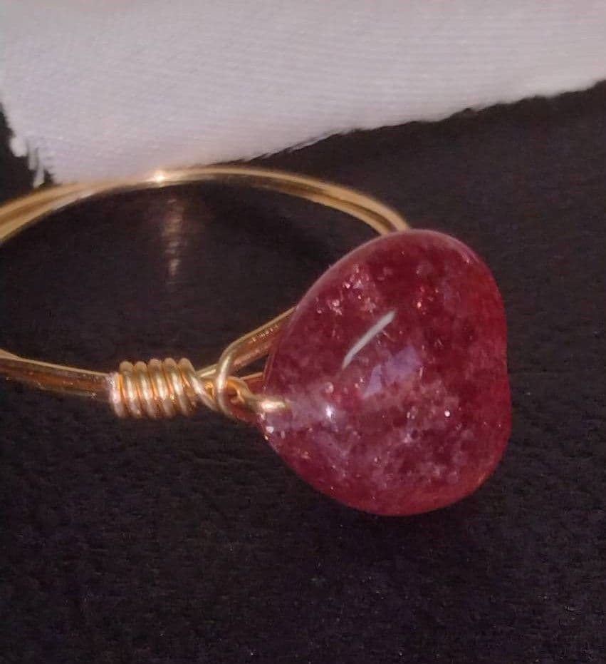 Kgf14 希少石 天然石 アフリカ産 ストロベリークォーツ リング