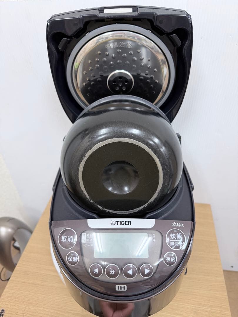 TIGER IH炊飯器 JPW-C100 1.0L（5.5合炊き）2021年製