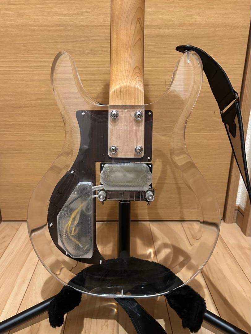 Ampeg アンペグ　Lucite Guitar ルーサイドギター　コピーモデル