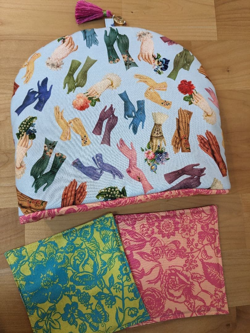 ❦カピ薔薇❦　ティーコゼー　マイケルミラー＆ナタリーレテ　他　ハンドメイド